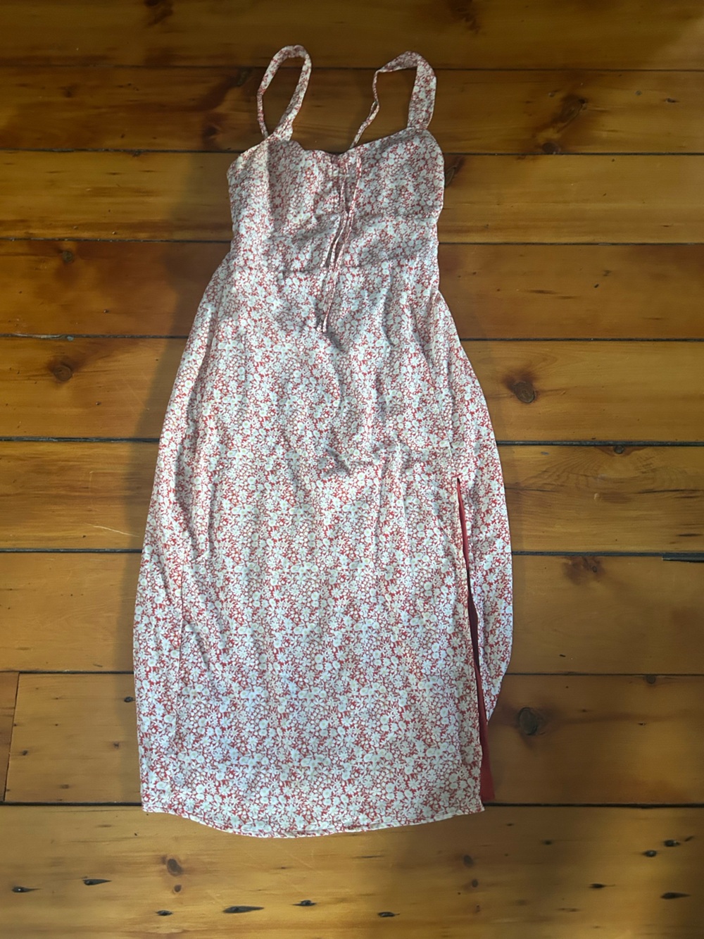 Abercrombie & Fitch White Midi Dress with Red Floral Print